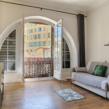 Atypique Studio Port De Appartement